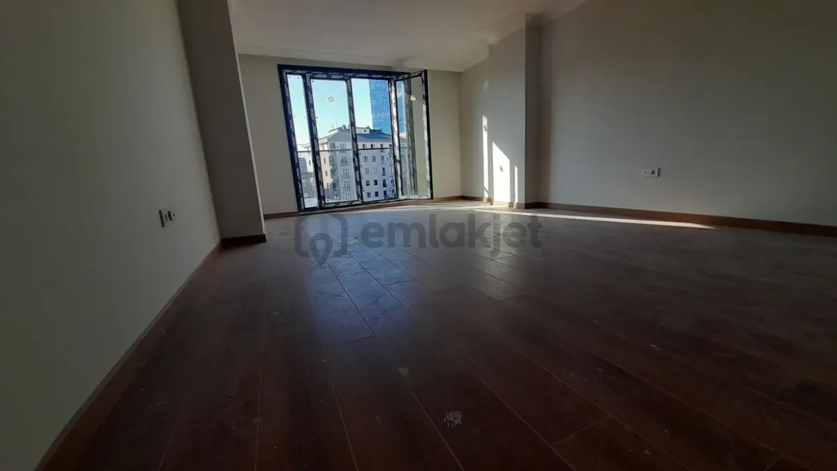 Ümraniye Çarşı Kiralık - 24