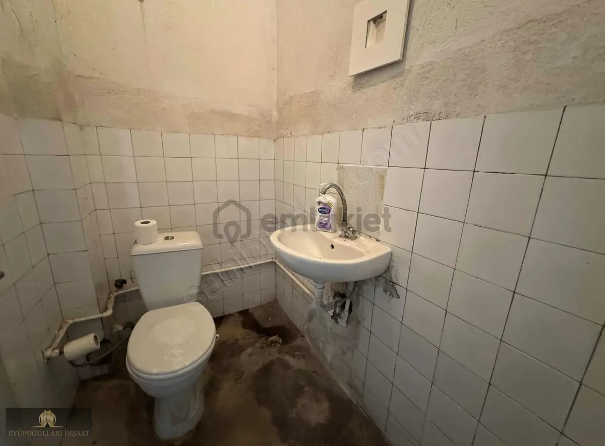 Bayrampaşanın Merkezinde Kiralık İmalathane - 3