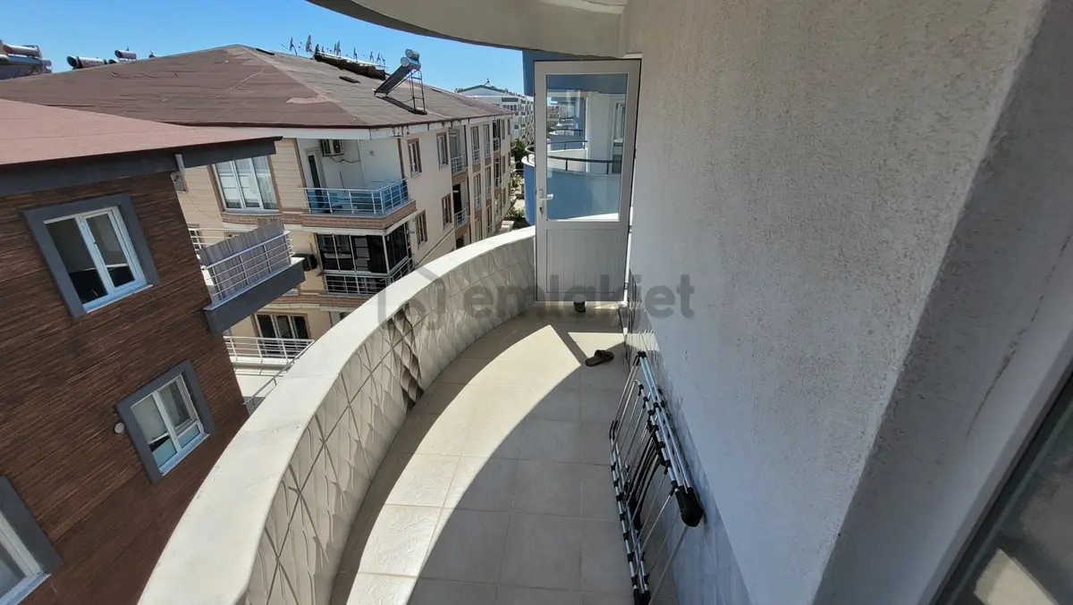 Altınkum'da 245 M² Dev Dubleks | 5+1 | Çift Mutfak | Çift Teras - 14