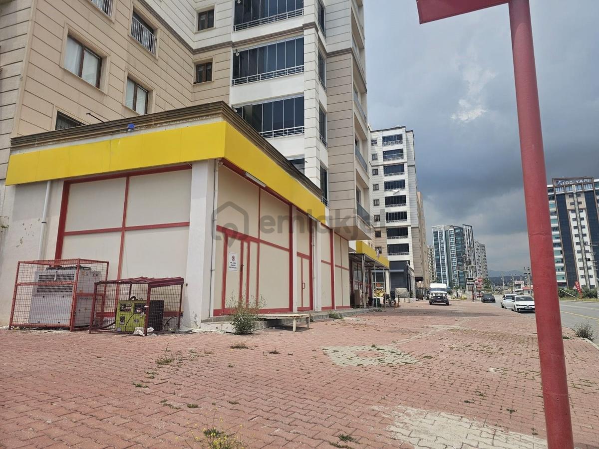 Mersin Toroslar Korukentte Satılık Dükkan - 10