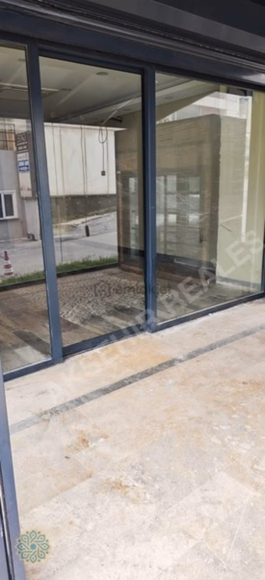 Acil İkitelli Osb İmsan'da 140m Kiralık Boş Dükkan - 8