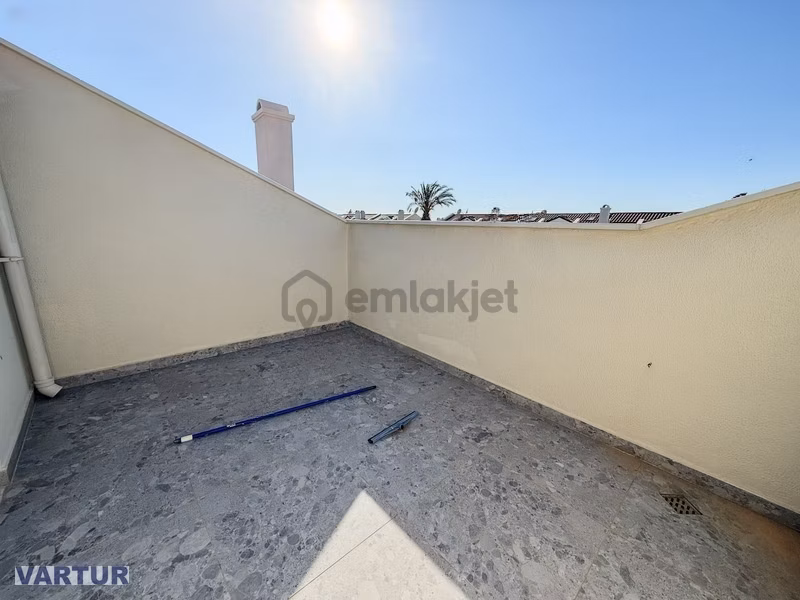 Sunset Beach Te Satılık Fırsat Köşe Villa - 4