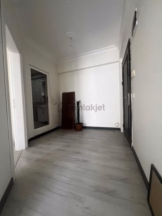 Günlükbaşı'nda Merkezi Konumda 1+1 Daire - 2