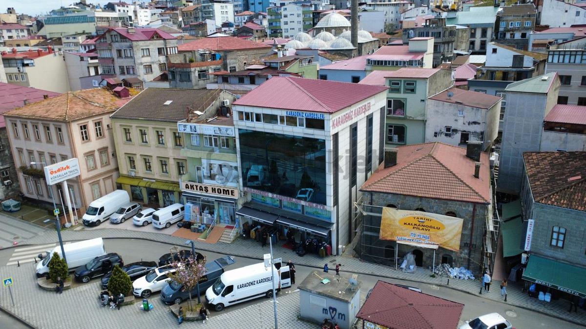 Trabzonda Satılık Ticari Bina - 10