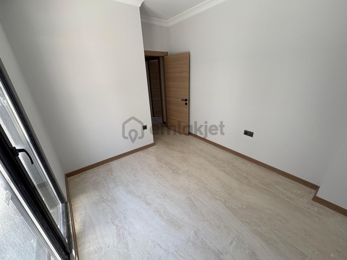 Tarcanlar'dan Başiskelede Havuzlu Kiralık Daire - 12