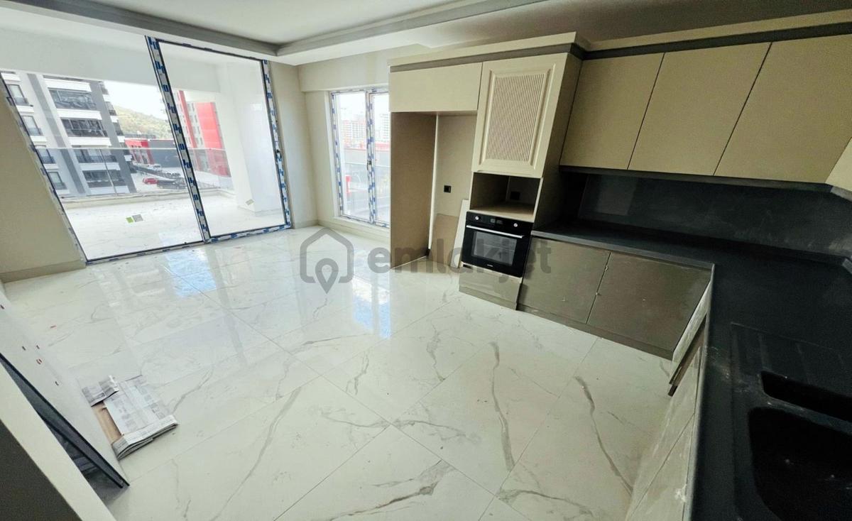 Bulvarda Muhteşem Manzaralı Site Dairesi - 17