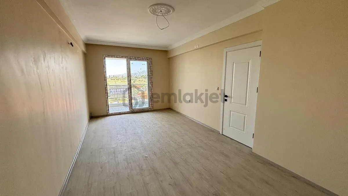 Yılmaz Mahallesinde Cadde Üzeri Satılık 2+1 Daire!! - 20