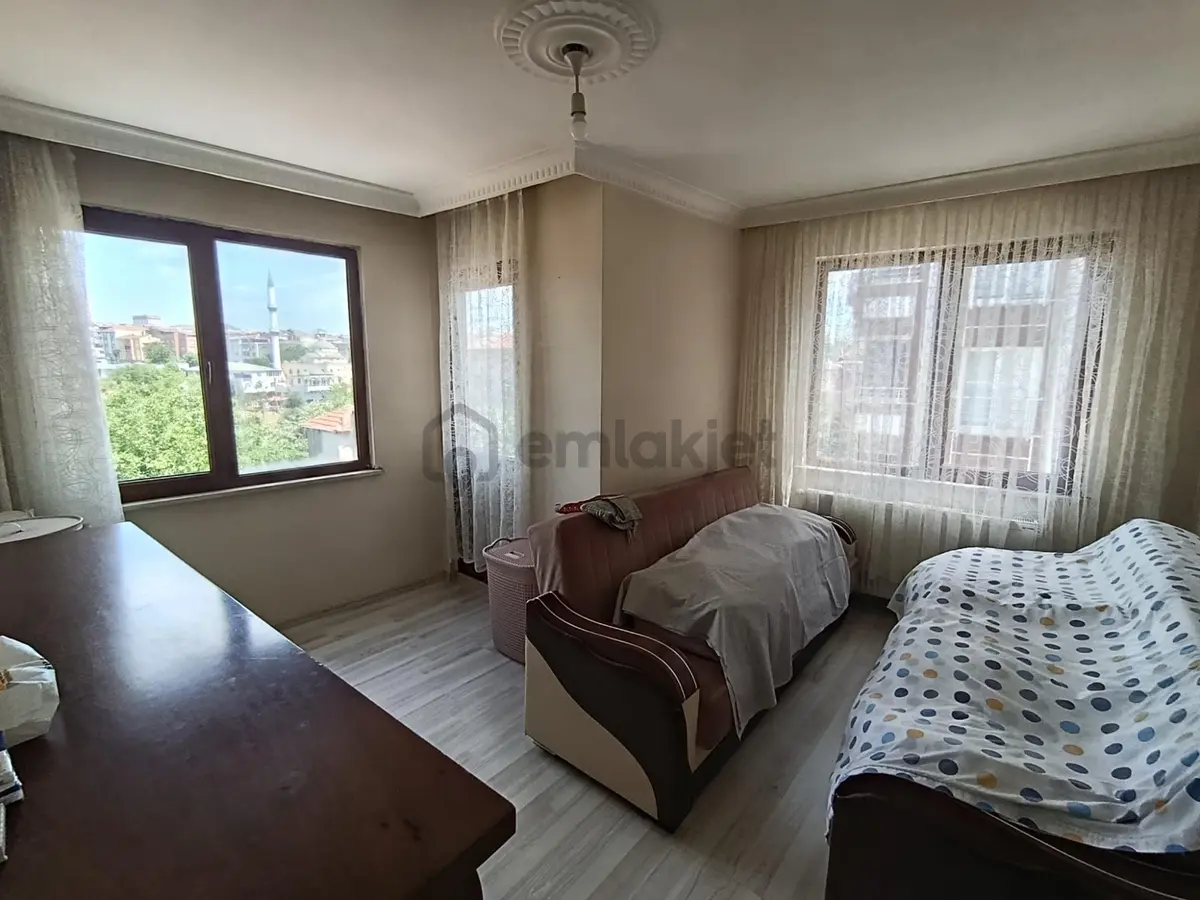 Bağlarbaşında Çift Cepheli Genış Ve 3+1 Kiralık Daire - 4