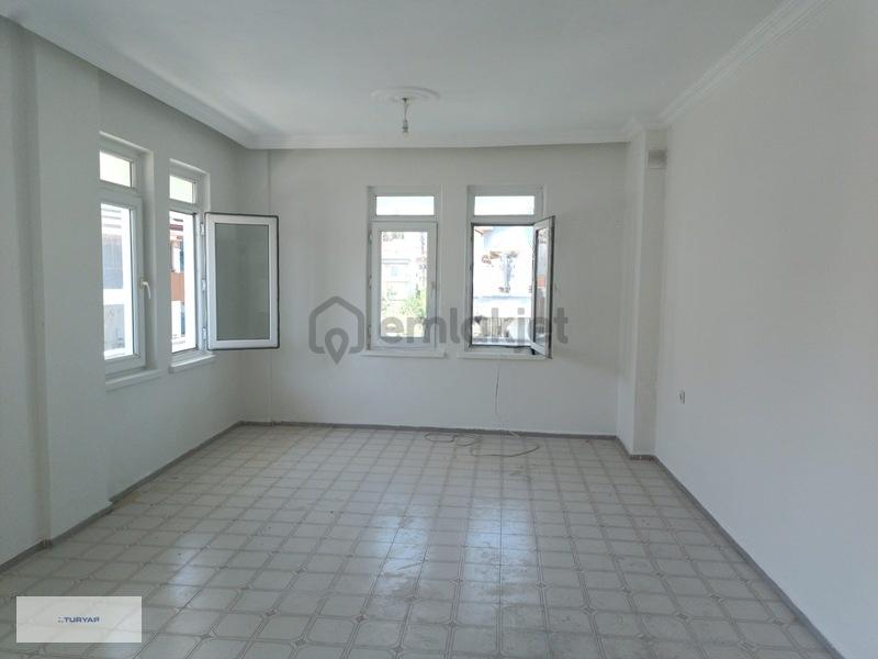 Hatıpırımı Mahallesınde Kıralık Bos Duz Daıre - 22