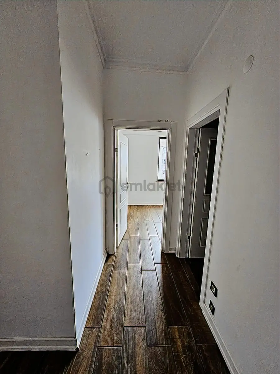 Cadde Üzeri Merkezi Konumda 2+1 Satılık Daire - 8