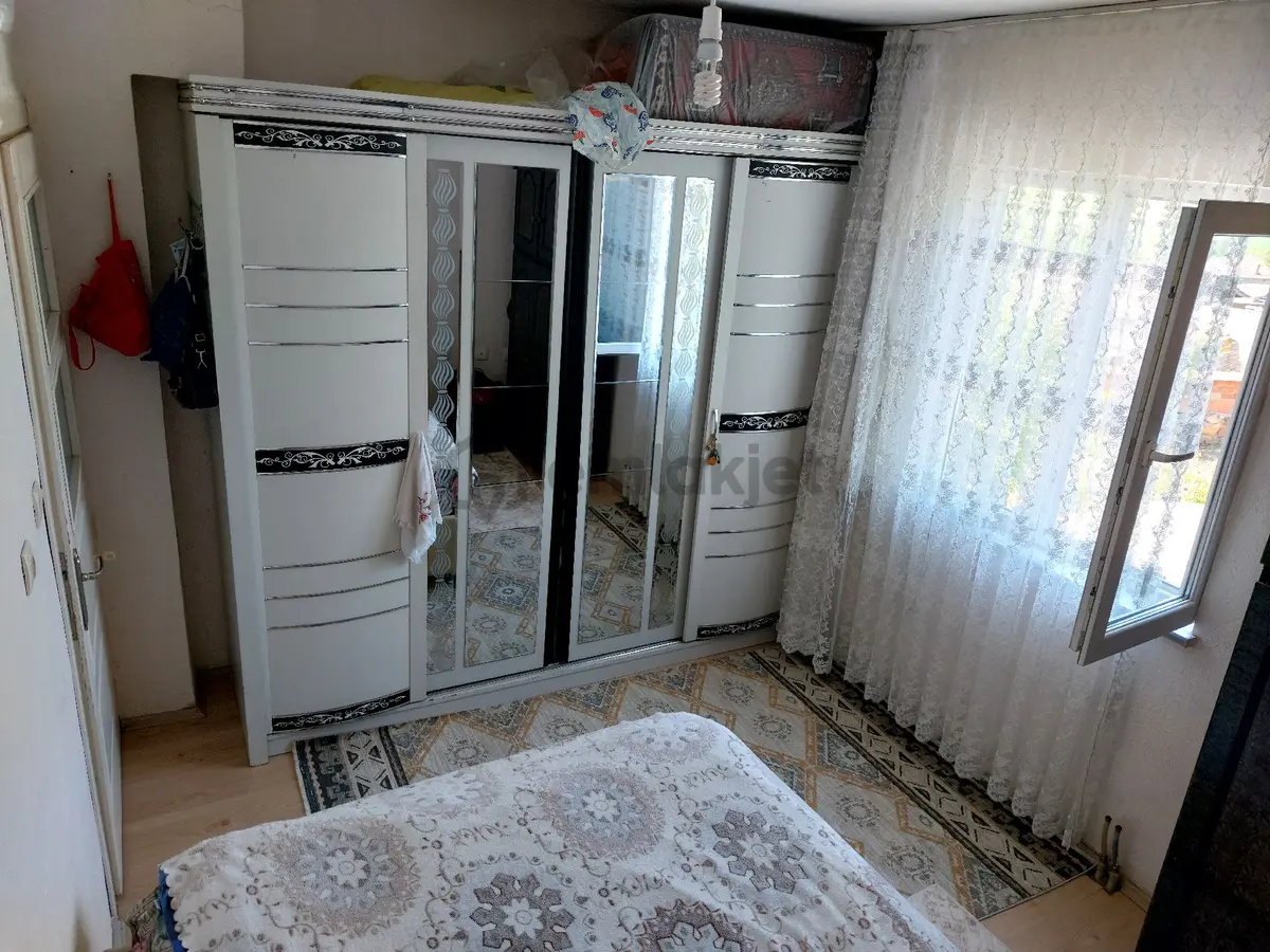 Sahibinden Köy Merkezinde Temiz 3 Katlı - 25
