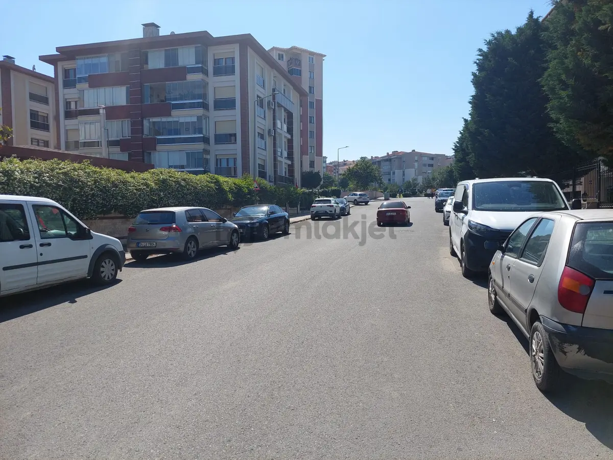 Hürriyet Mahallesi Site İçinde Masrafsız 3+1 - 9