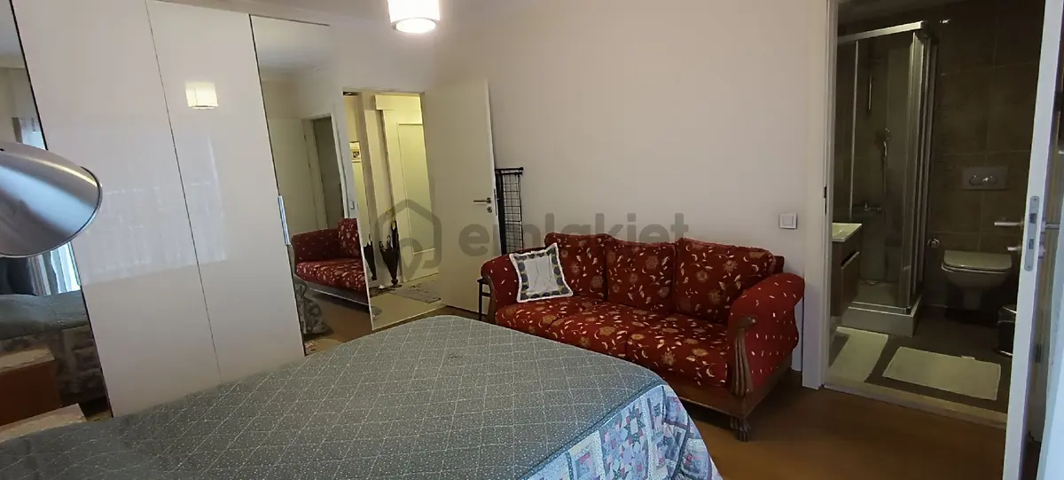 Bostanlı Merkez'de Cemal Gürsel Bulvarı Üzeri 3+1 Satılık Daire - 19