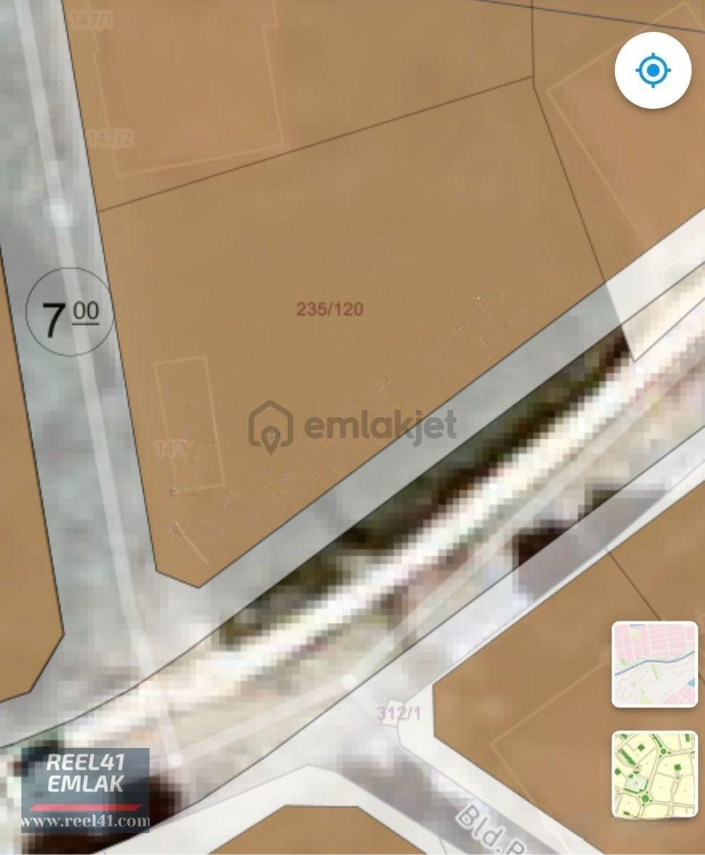 Cadde Üzeri Kupon Arsa - 15