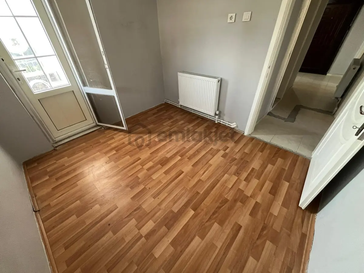 Yurtoğlunda Park Manzaralı 5. Kat Bakımlı Doğalgazlı Daire - 14
