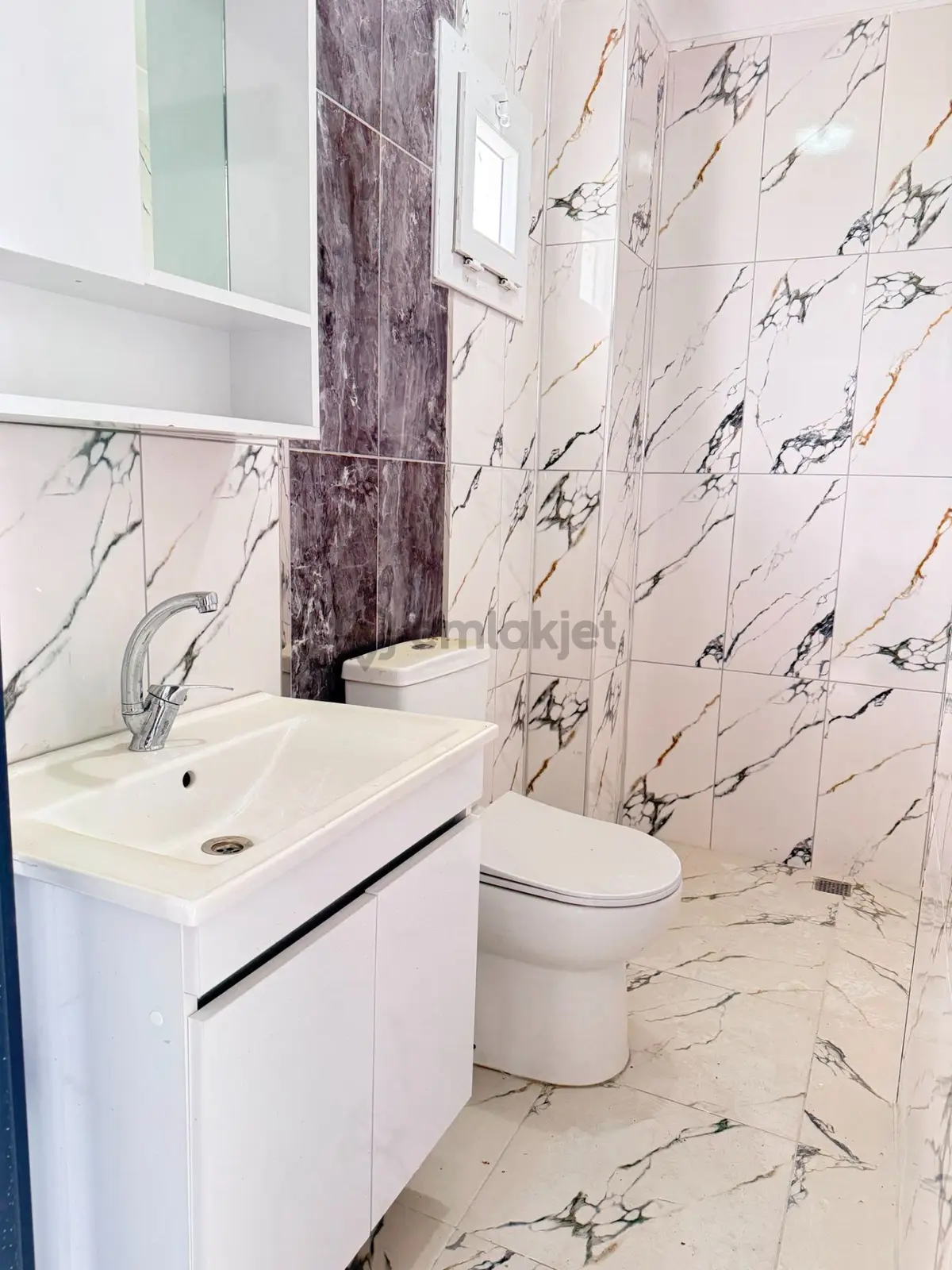 Re/max Lavandadan Yeniçiftlikte 4+1 Triplex Satılık Villa - 19