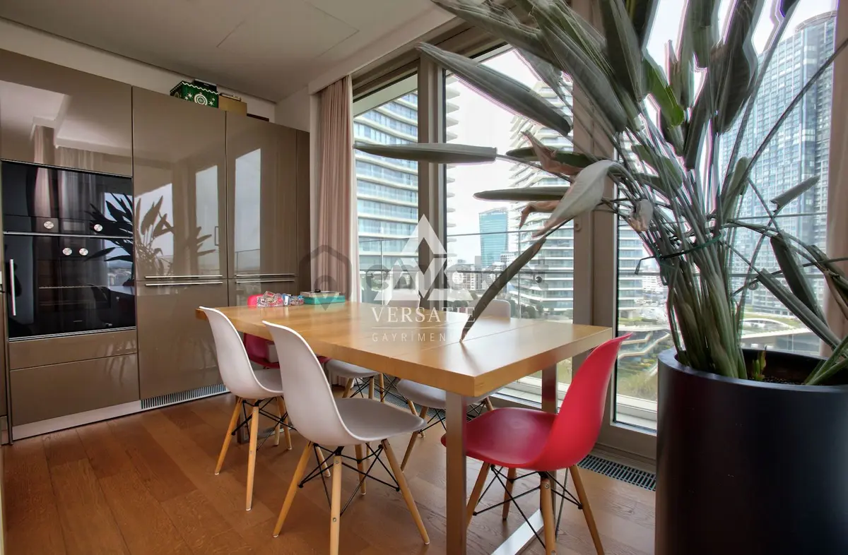 Zorlu Center Kule'de 184 M2 Satılık 2+1 - 7