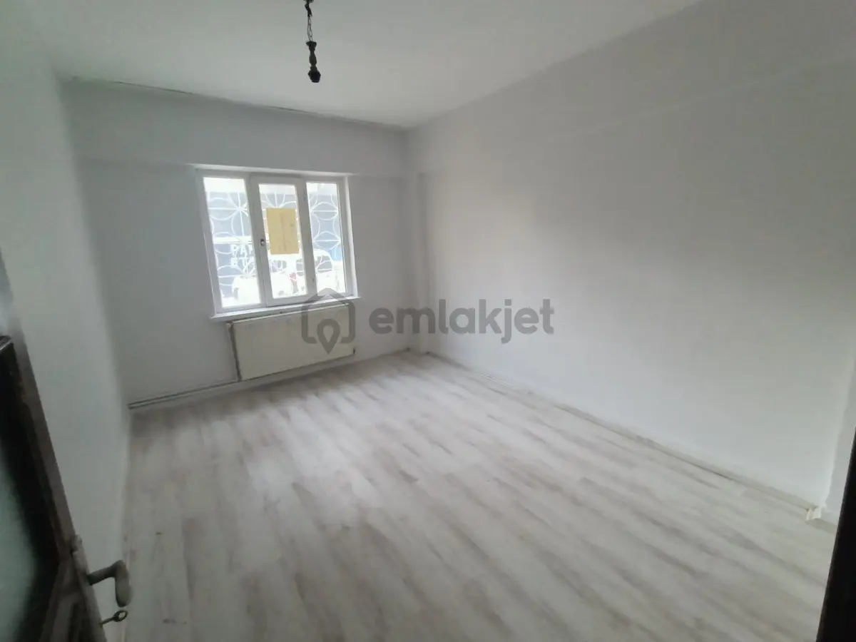 Mustafa Paşa'da Satılık 2+1 Giriş Kat Daire... - 16