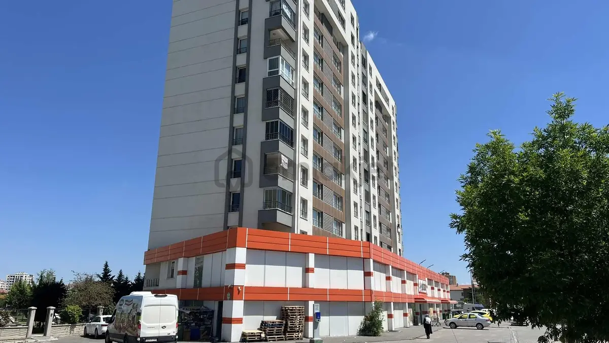Konal/ En Yapı - Ana Cadde Üzeri Site İçerisinde Kiralık Daire