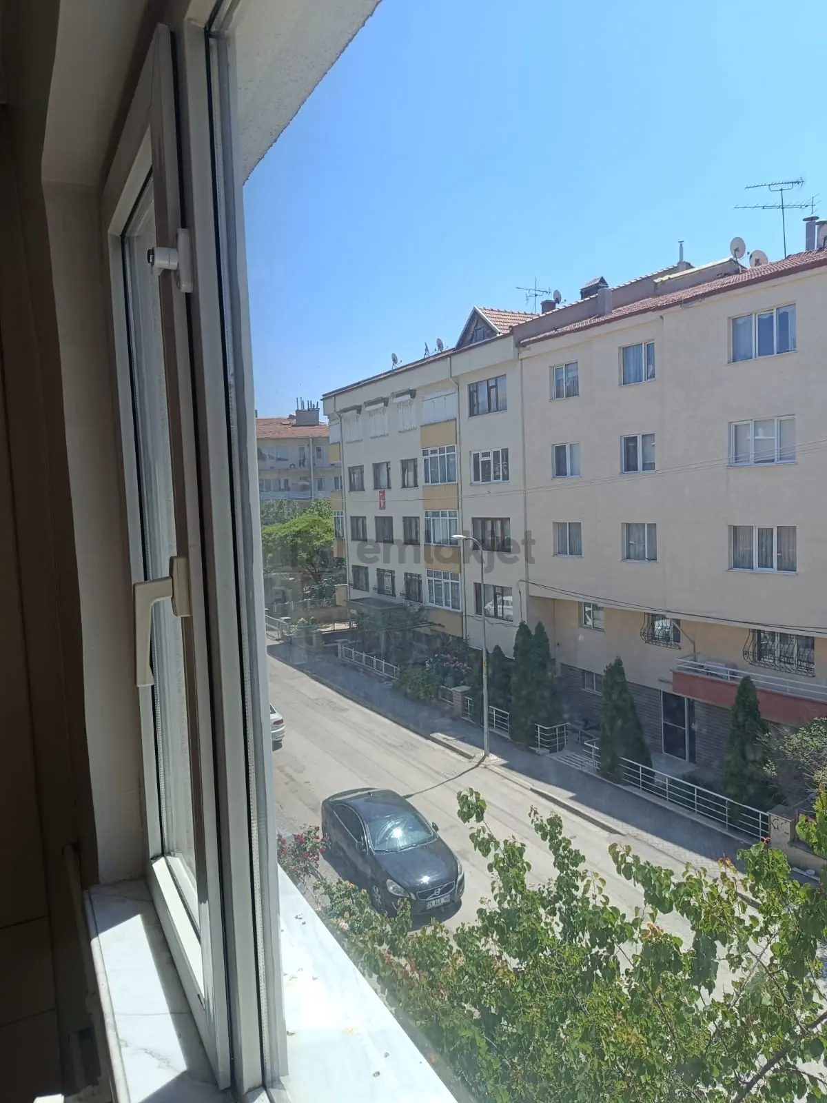 Akarbası Mahallesi Satılık 3+1 Ara Kat Daıre - 21
