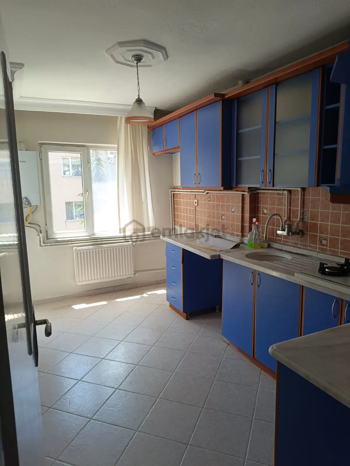 Akarbası Mahallesi Satılık 3+1 Ara Kat Daıre - 25