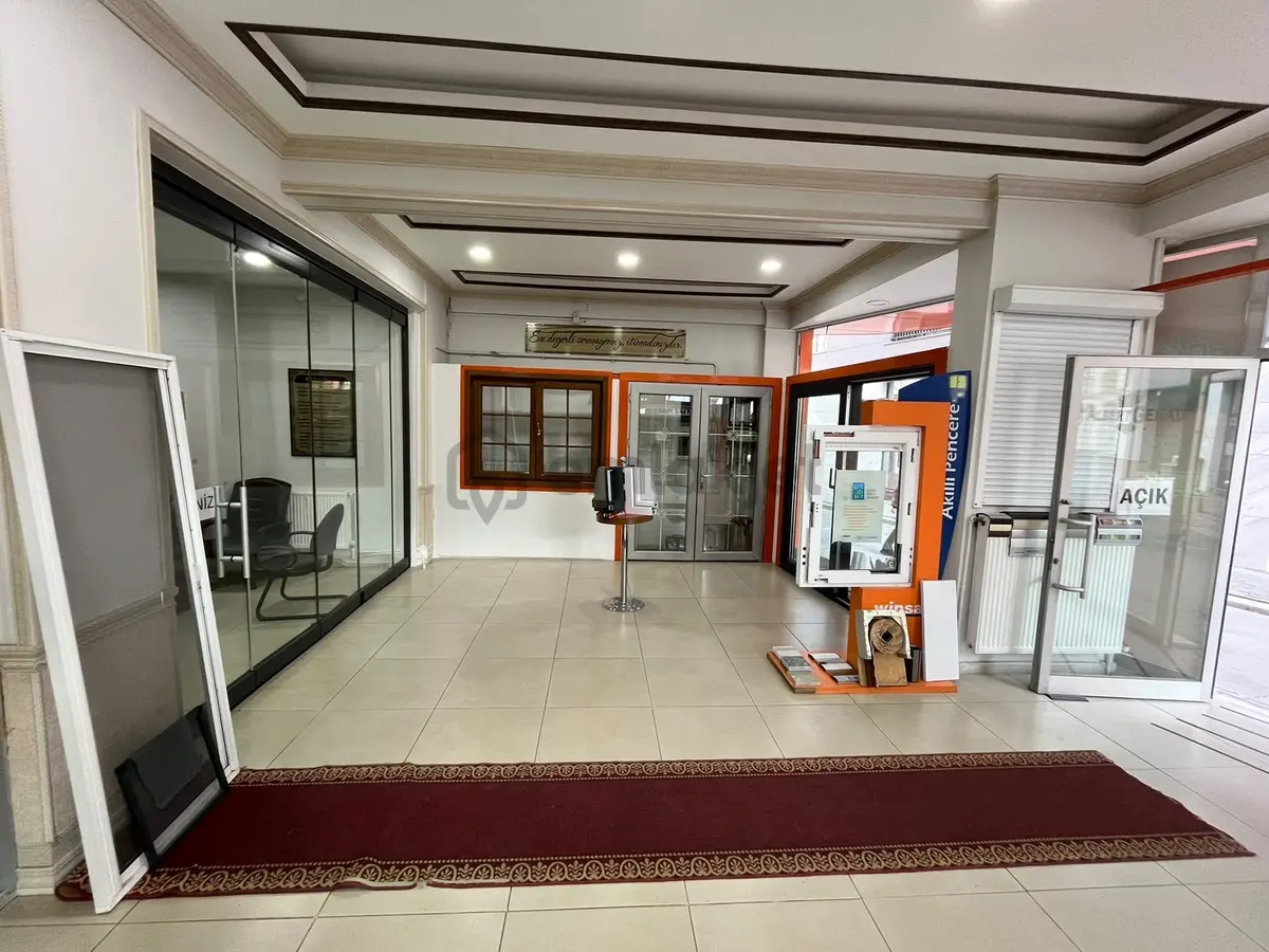 Net Yatırımdan Merkezi Konumda Satılık Dükkan - 17