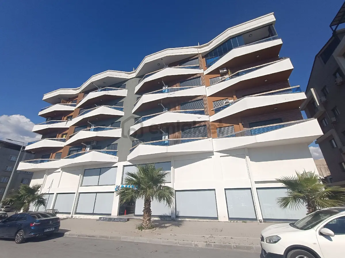 Doğanlar Meydanda Yeni Binada Kiralık Lüks 2+1 Daire - 2