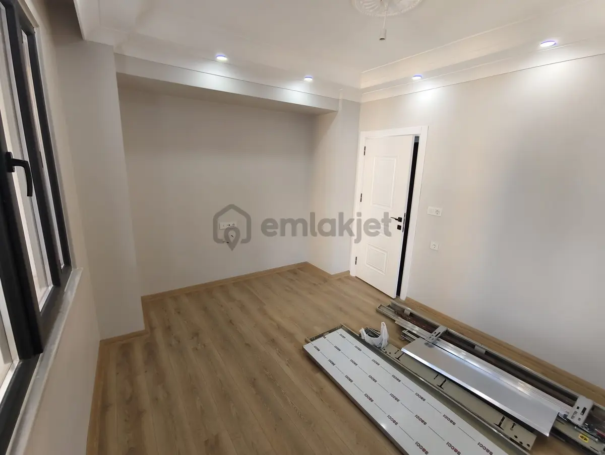 Köprü Emlaktan 75.yıl Mh Sıfır Asansörlü 2+1 Satılık Daire - 6