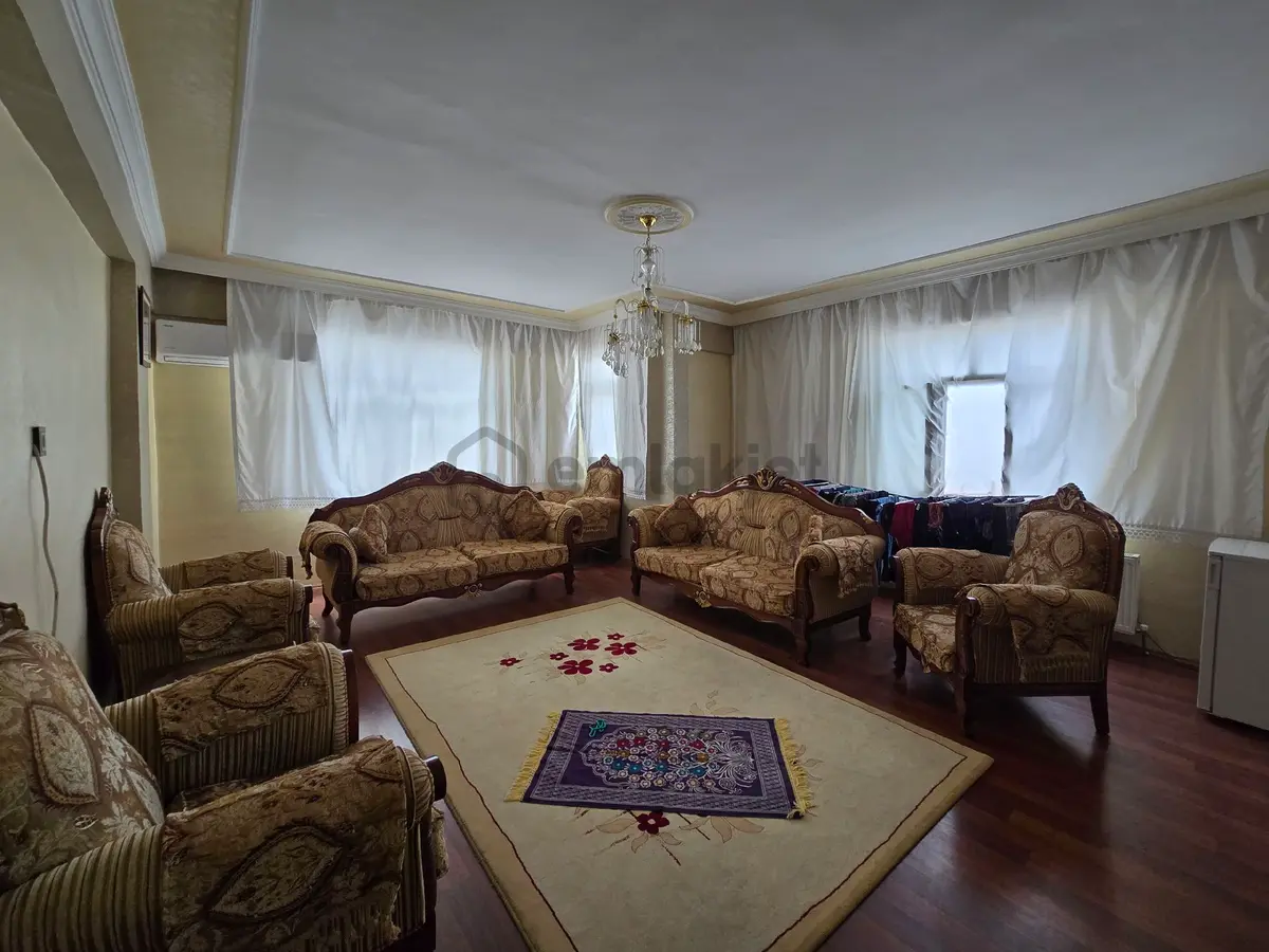 Acill Satılık ,bağcılar, Toptancılar Karşısı - 9