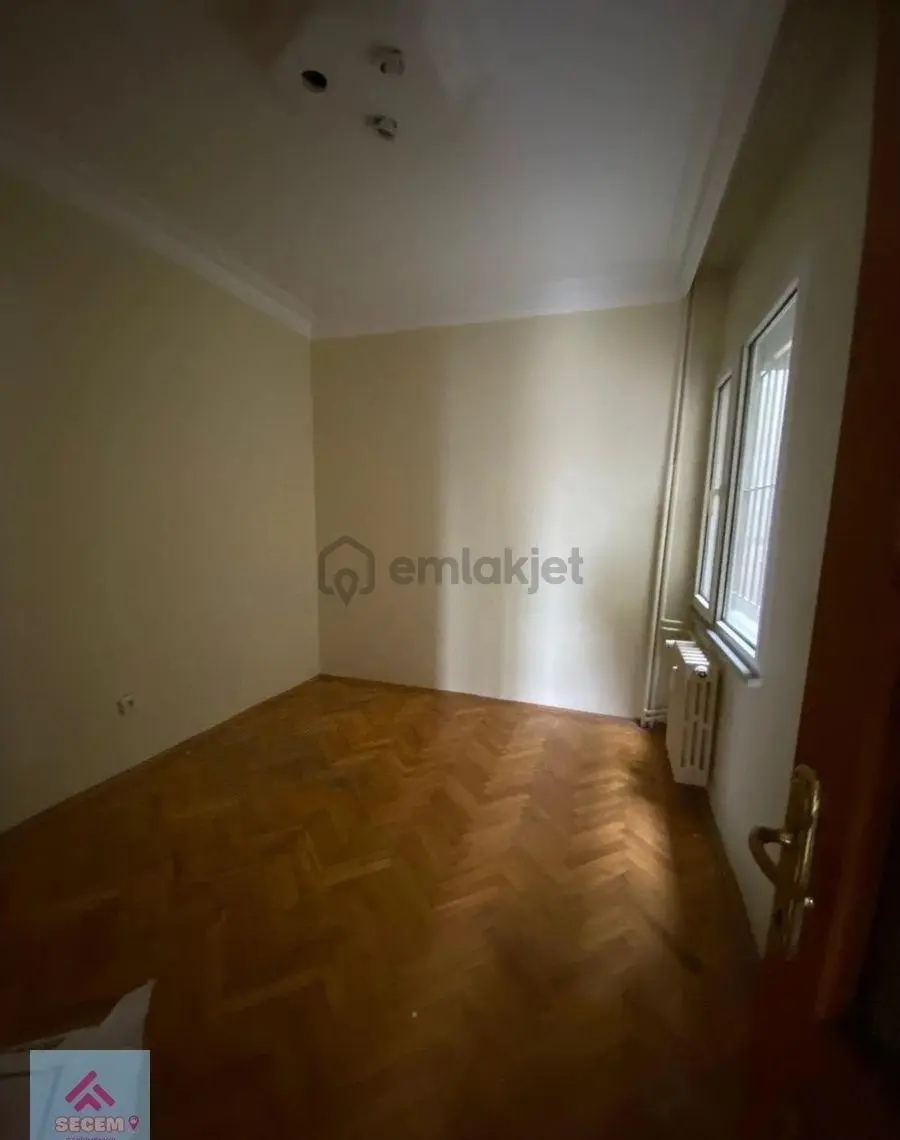 Paşakonak Mahallesi'nde Satılık 6+1 Geniş Dubleks Daire - 4