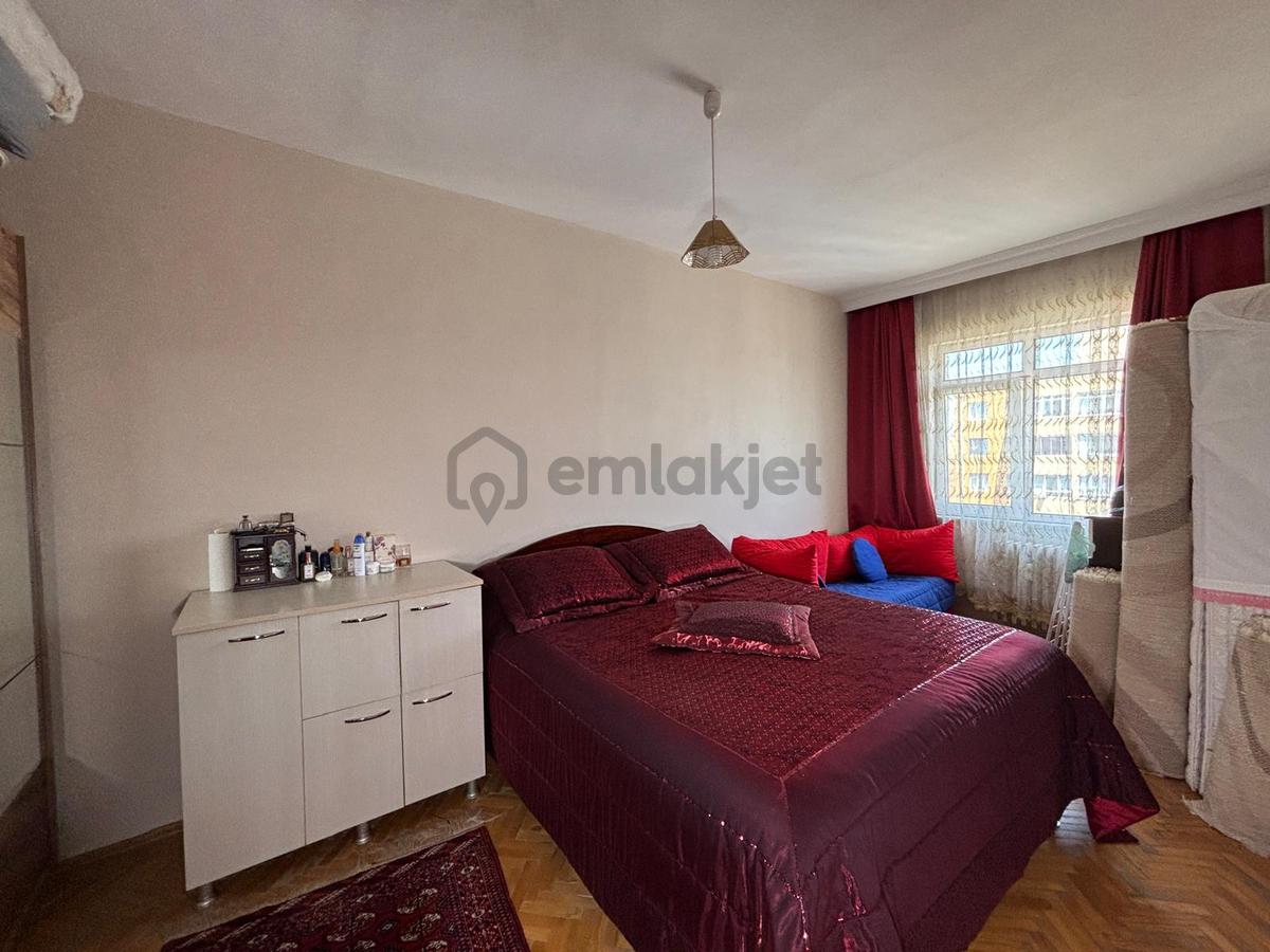 Barış Mah Altınkent Sitesinde Migros Ve E5 E Yakın 3+1 - 24