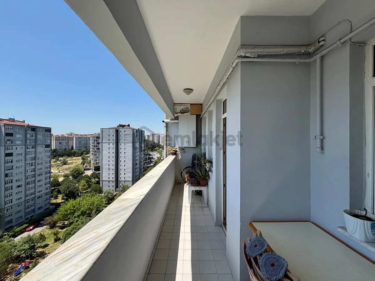 Barış Mah Altınkent Sitesinde Migros Ve E5 E Yakın 3+1