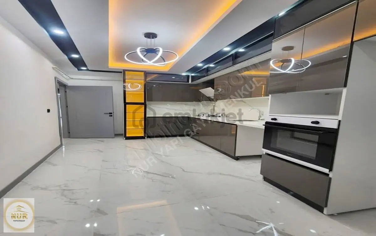 Nur Yapı'dan Emsali Görülmedi Sıfır Ayarında Metrobüse Komşu 2+1 - 11