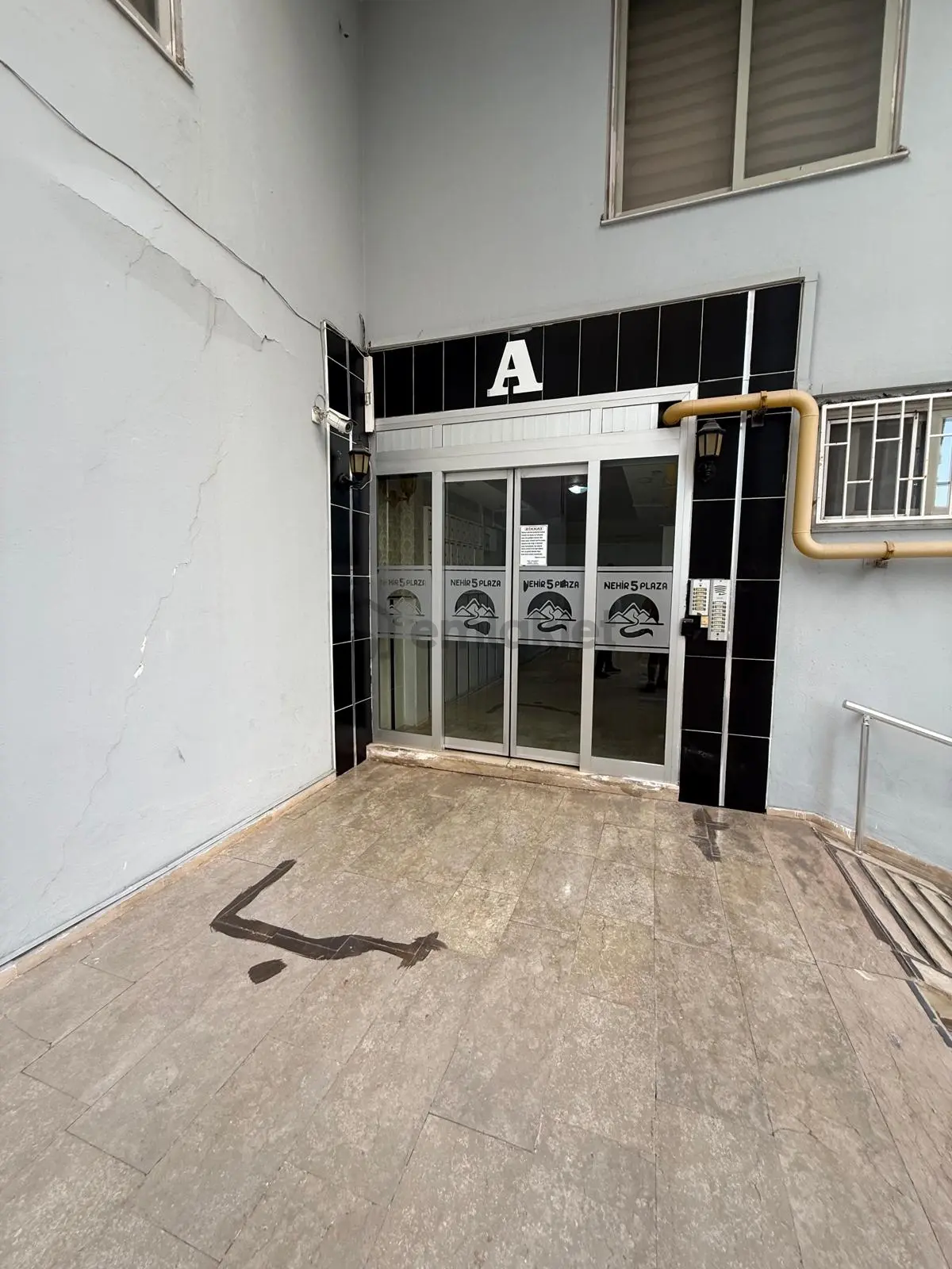 Acil Satılık Bu Konumda Muhteşem Lokasyonda 3+1 - 29