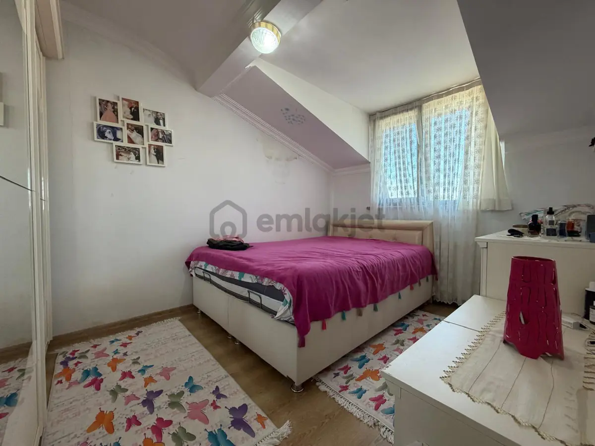 Çatalmeşe’de-mükemmel Konumda-köşe Binada 3+2 195 M2 Dubleks - 27