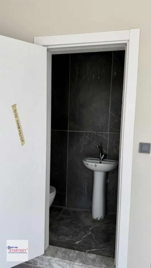 Karataşta Kiralık Dükkan - 2