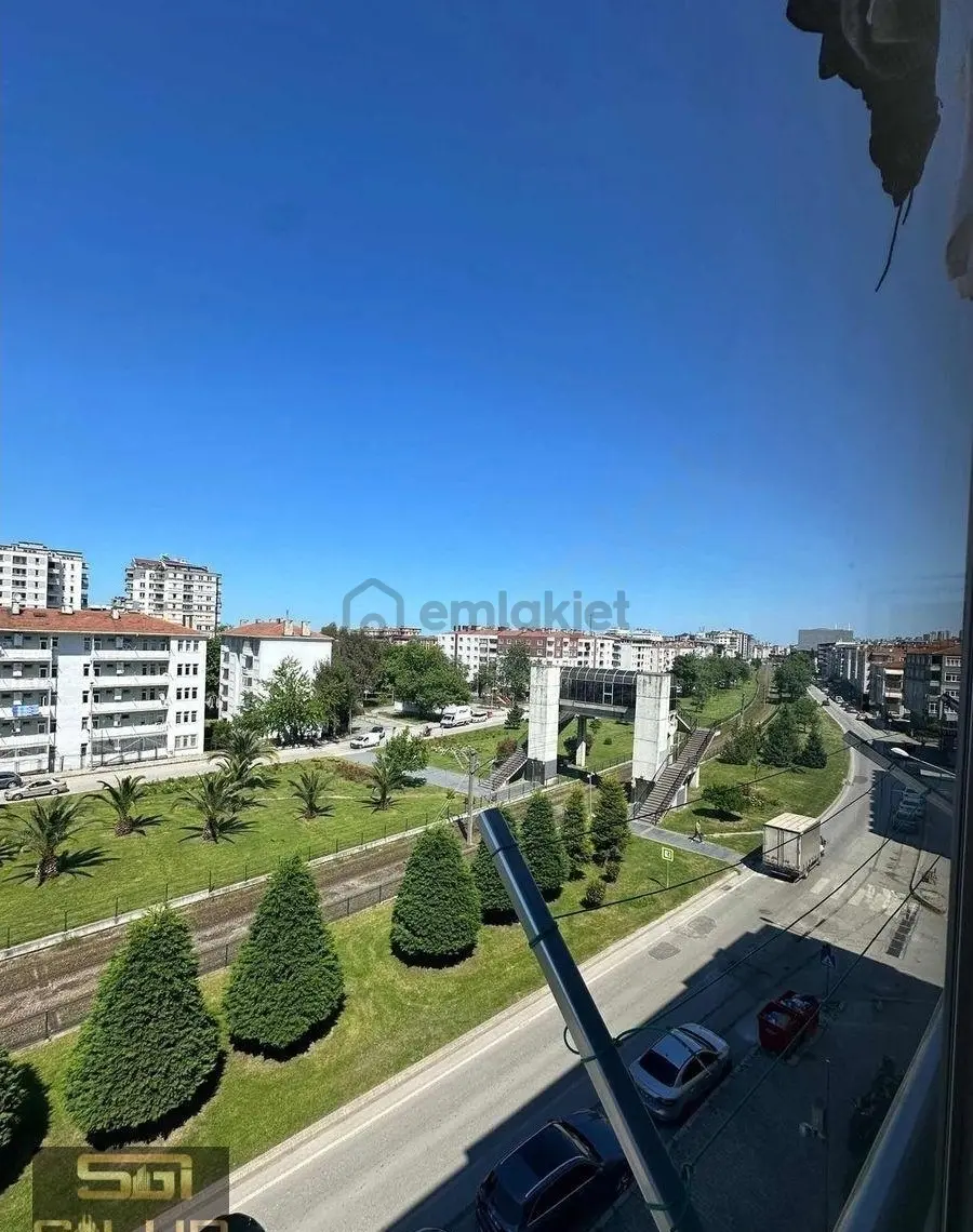 Ömürevlerinde Tramvaya Cephe Satılık 3+1 Daire - 15