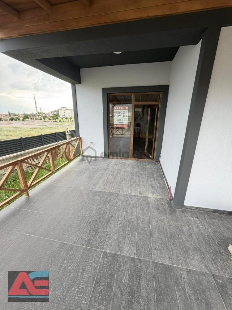 Bahçelievler’de 345 M² Arsa İçerisinde Sıfır Lüks Villa - 14