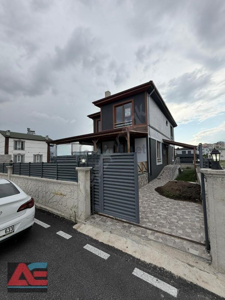 Bahçelievler’de 345 M² Arsa İçerisinde Sıfır Lüks Villa - 12