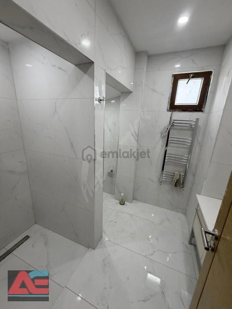 Bahçelievler’de 345 M² Arsa İçerisinde Sıfır Lüks Villa - 24