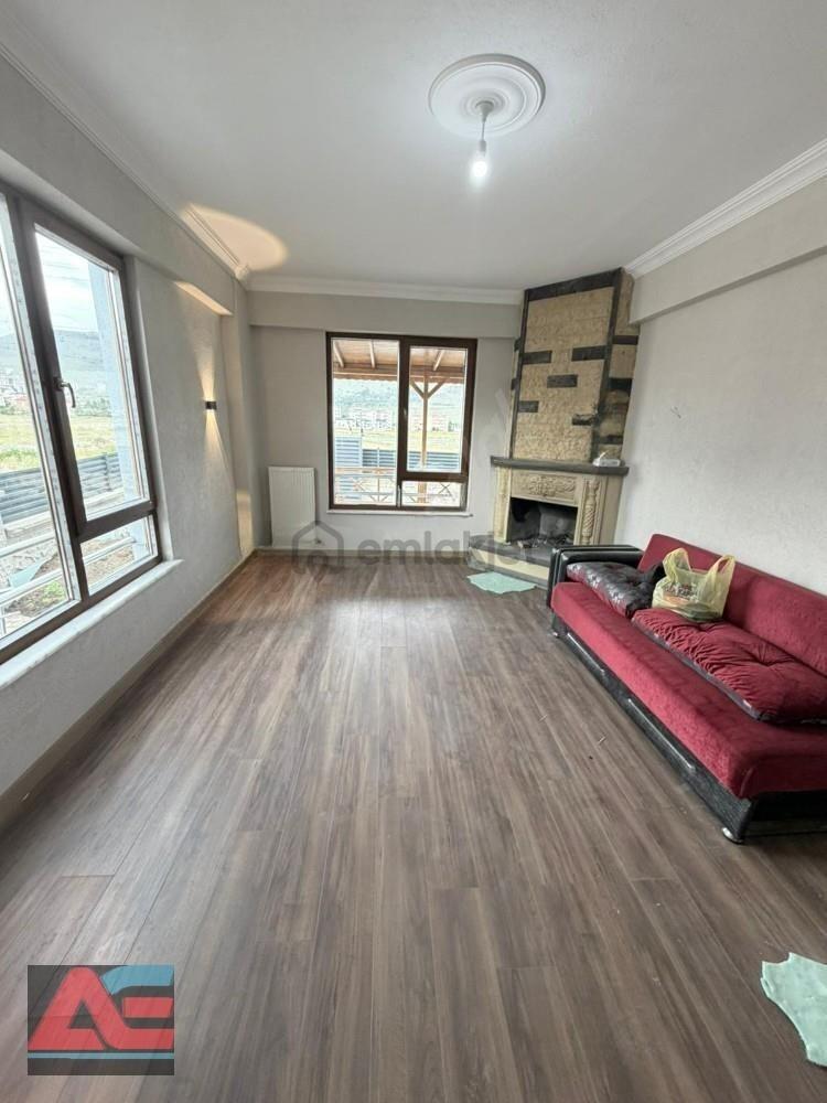 Bahçelievler’de 345 M² Arsa İçerisinde Sıfır Lüks Villa - 19