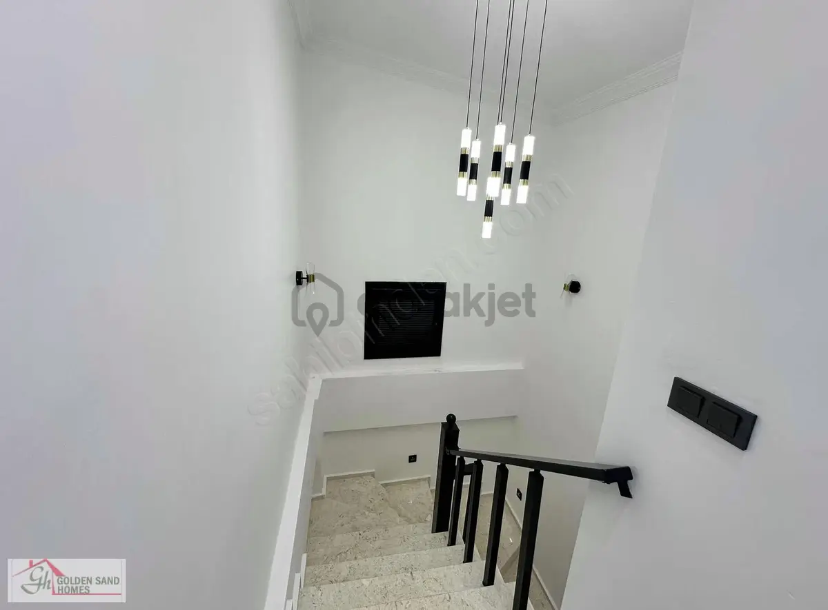 Satılık Villa Müstakil Takasa Açık - 9