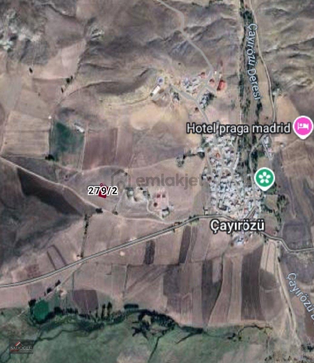 Bayburt Merkez Çayırözü'nde 1004 M2 Satılık - 4