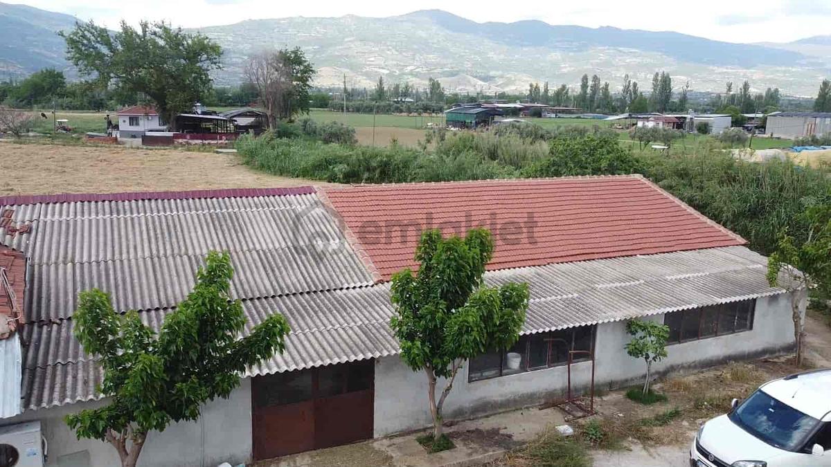 İzmir Kiraz Şemsilerde Satılık Ev Ve Tarla - 9