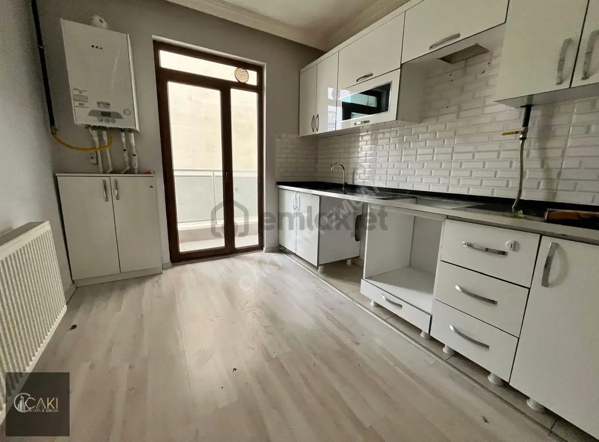 Çakı Yapı Emlaktan Hafiziye Mahallesinde Satılık 2+1 Daire - 9