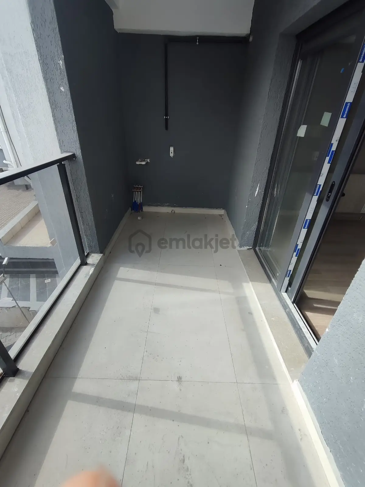 Dörtyol Tarafında 1+1 Ofis Apartımız - 10