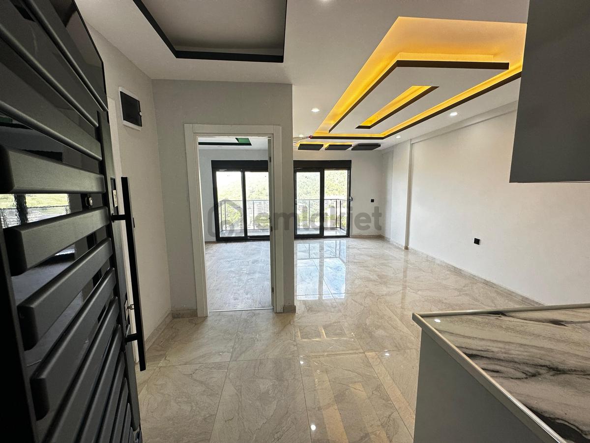 Ful Deniz Manzaralı Geniş 1+1 Daire - 13
