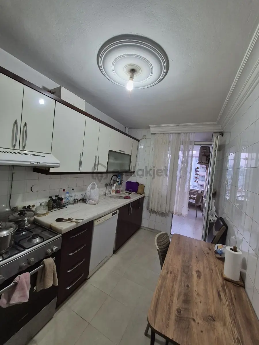 Mavi Bulvar Groseri Market Civarı Satılık 3+1 Daire - 13