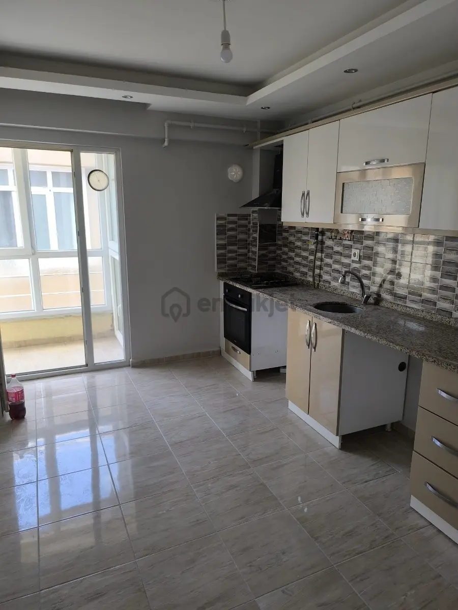 Şeyhsinan'da 1+1 Ayrı Mutfaklı Satılık Daire - 2
