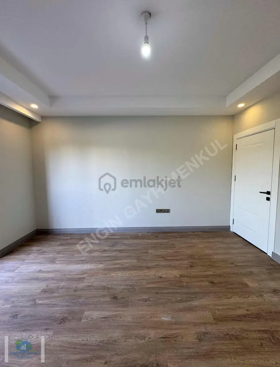 Ilıca'da Ultra Lüks 2+1, Ayrı Mutfaklı, Ebeveyn Banyo - 18